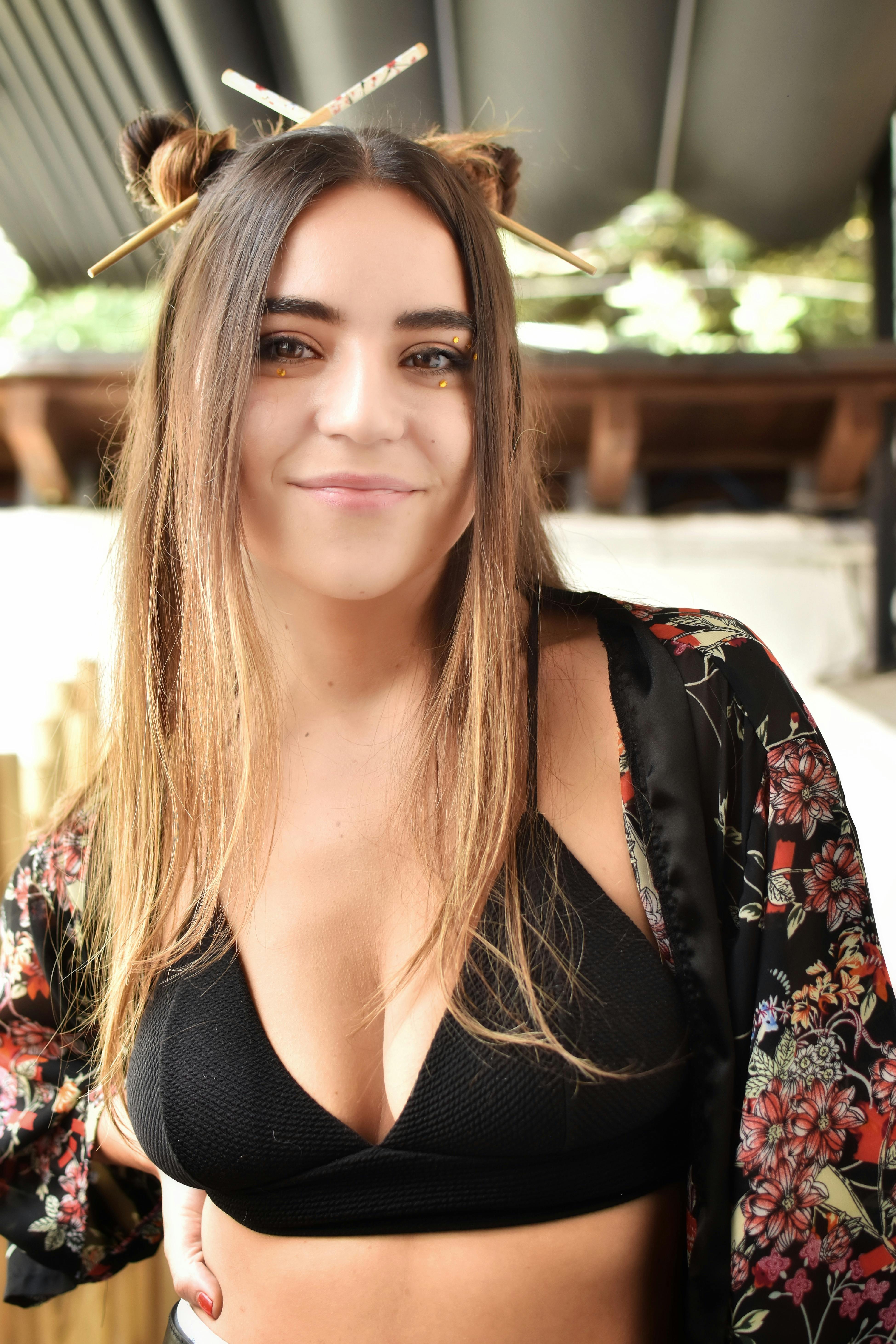 Ana L